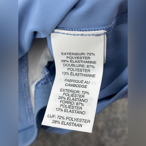 Vuori | Daily Crop Tank Top | includes Pads | Women’s Size XL - Picture 10 of 11